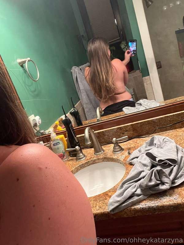 Don’t be shy, shoot me a message 😘