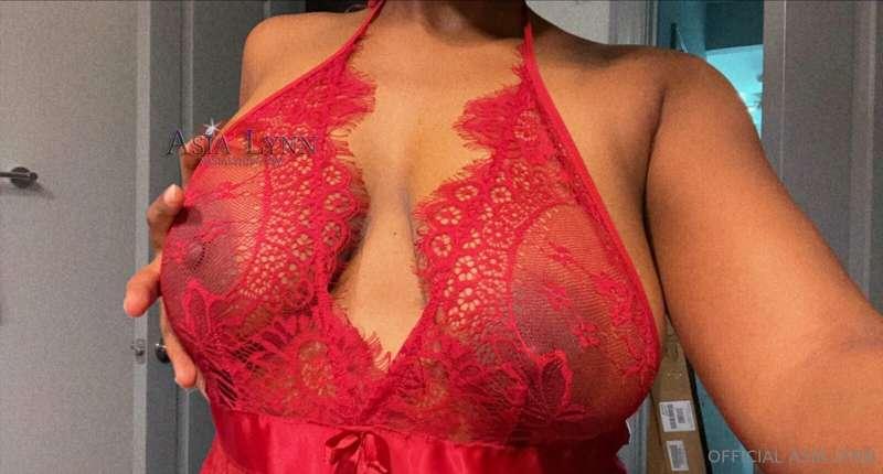 # take it off 😌

@xasialynnx