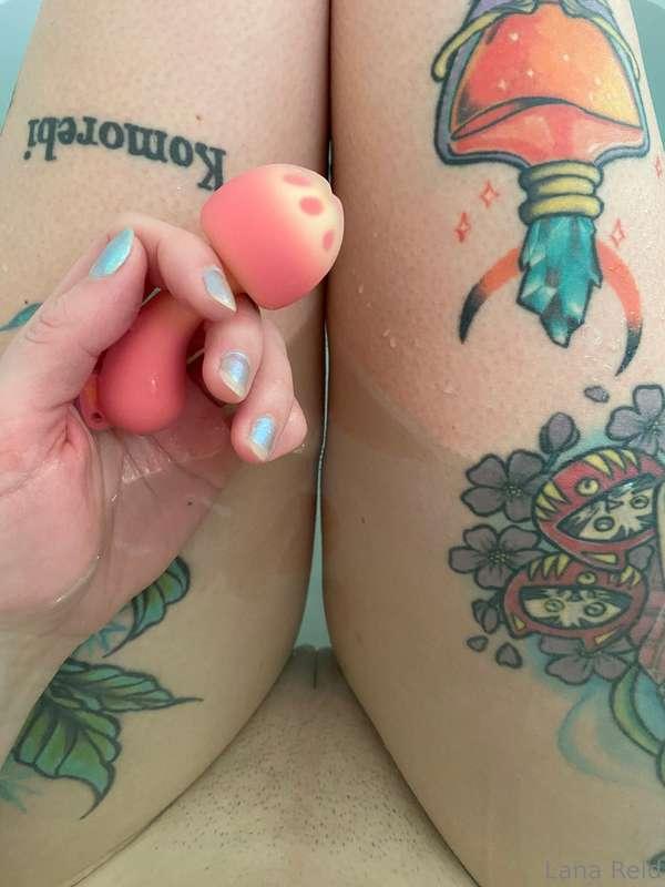 Wanna replace my toy? My pussy is so hungry 🥺
