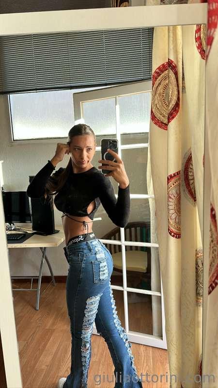 Troppo attillati questi jeans? 🔥