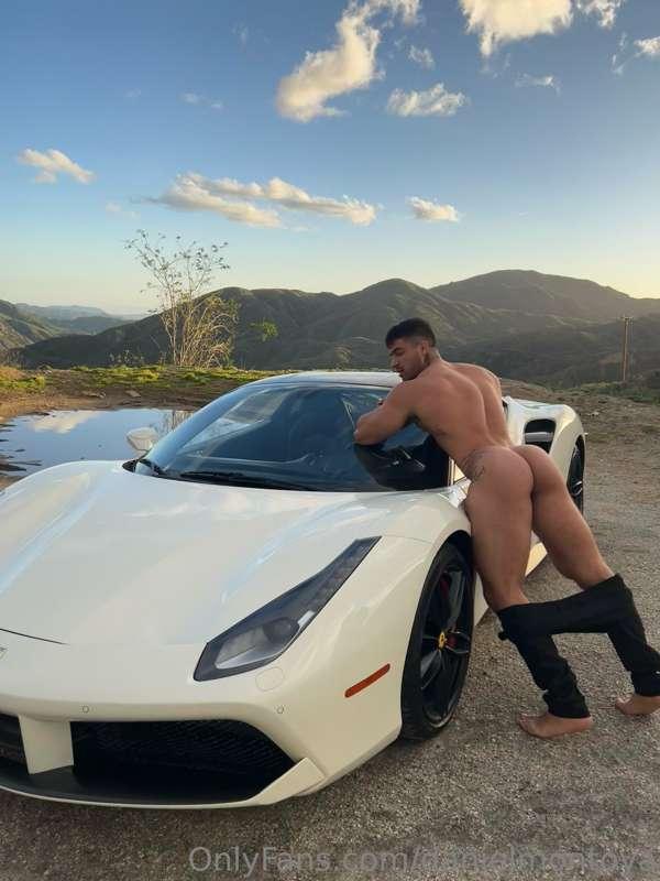 one day i will have a car like this 😂🥴🙃