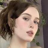 porcelaingoirl
