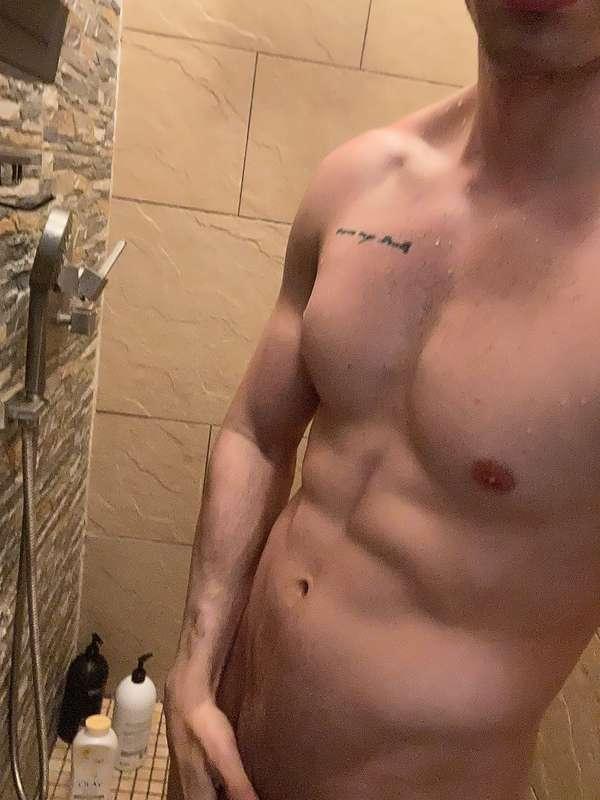 So horny after that fight 😈