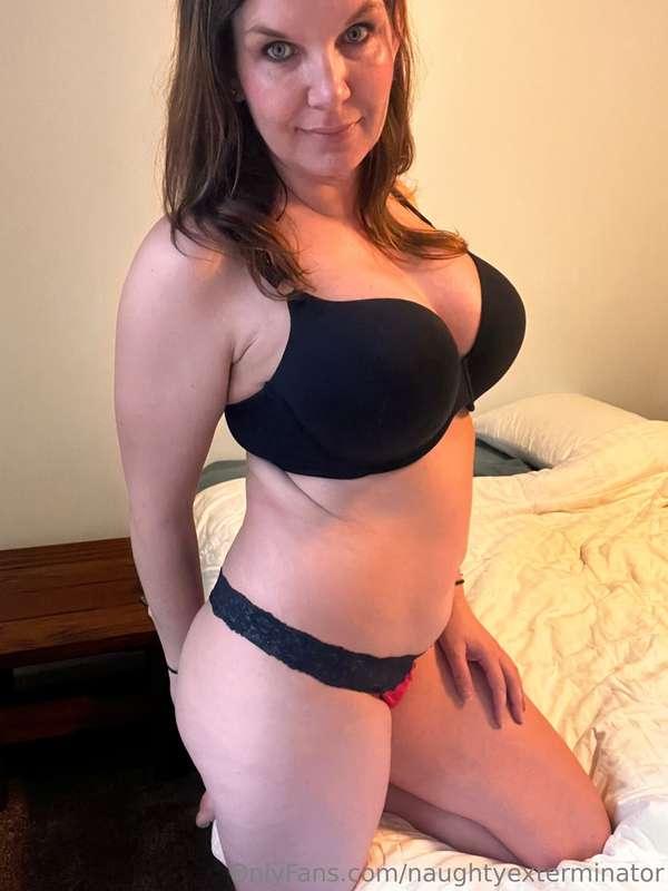 Item of the day! First $25 tip gets them! (USA only or addit..
