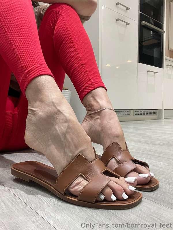 Hermes sandals with white or purple nail polish?