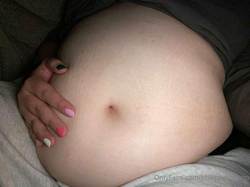 So full of cookies and milk I may *actually* explode 🤯