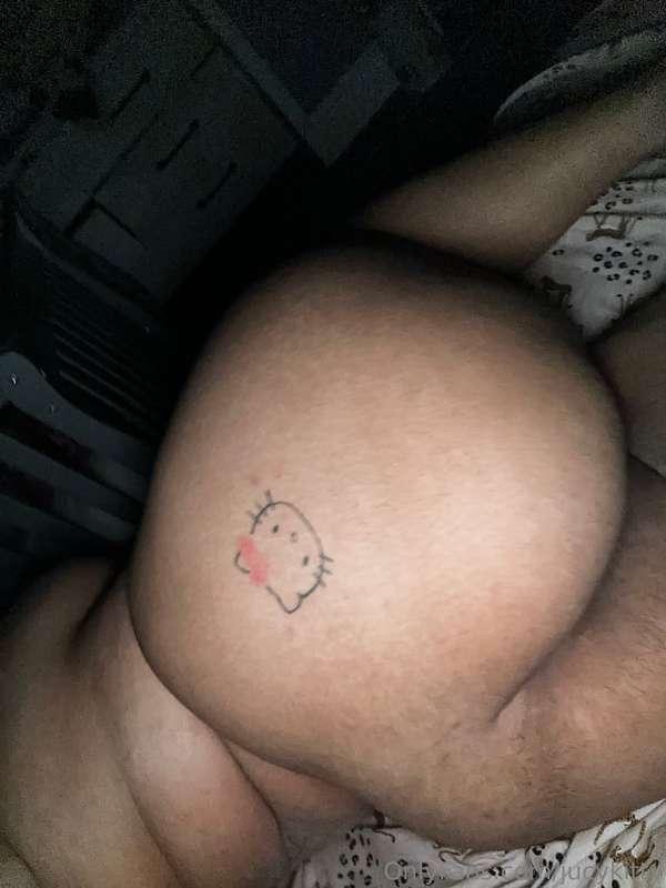 jucykitty image #0