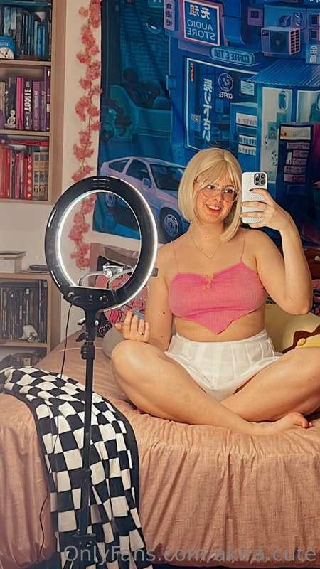 No matter what a woman looks like, if she's confident, she's..