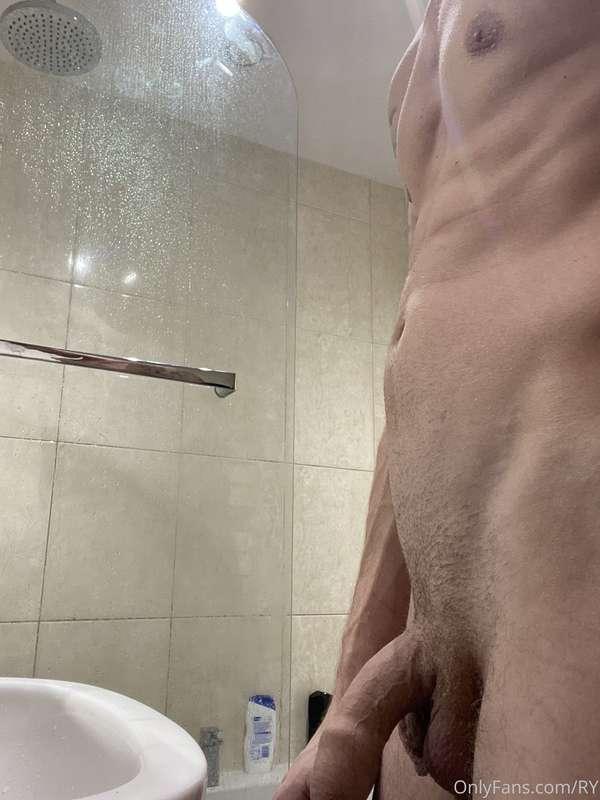 Morning world 😈 hope you have a great day 💪 ☀️ ❤️