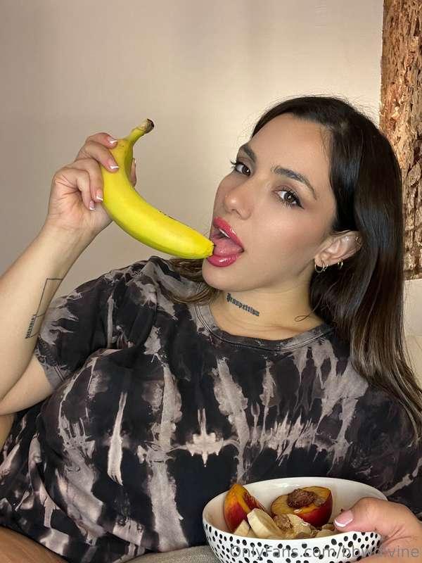 Will you help me to have a more balanced diet? 😋