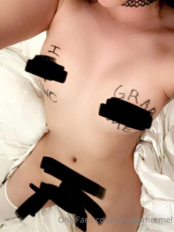 2 pics showcasing my naked body with lewd writing on it + 2 ..