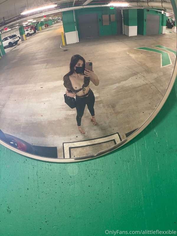 Naughty in the garage 🙈