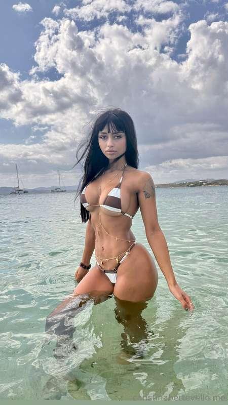 Tu mi piaci... io ti piaccio... che facciamo, non mi scrivi ..