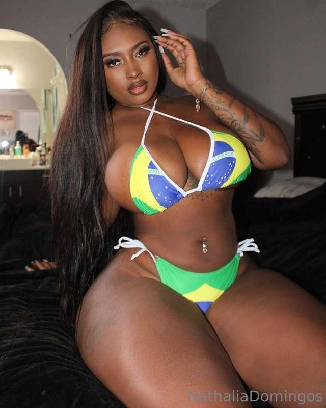 Your favorite Brazilian girl. 🥵 Tip me 5$ , 10$ or 15$ for a..