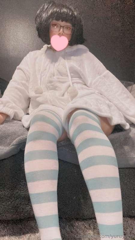 I don’t like wearing socks BUT I absolutely love wearing thi..