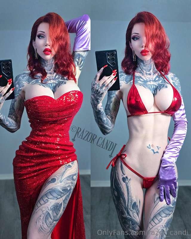 Wanna play patty cake? Selfie sneek at my Jessica Rabbit cos..