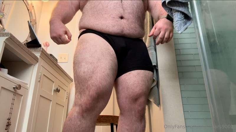 I feel like my right leg looks nicer. My left, what do you t..