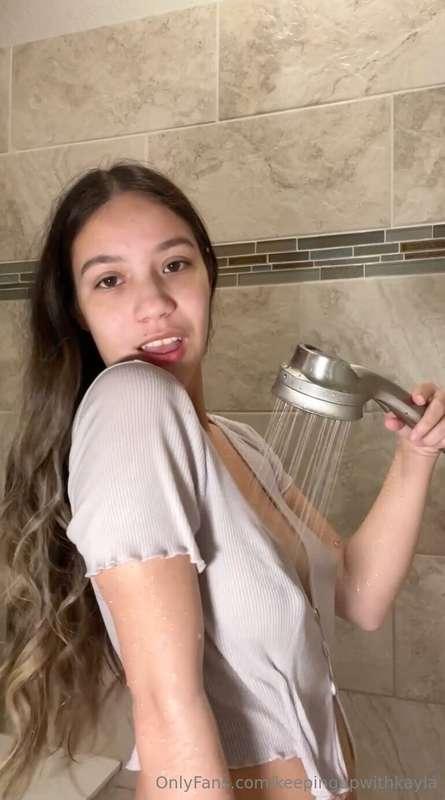 Hot water, hotter thoughts 😈