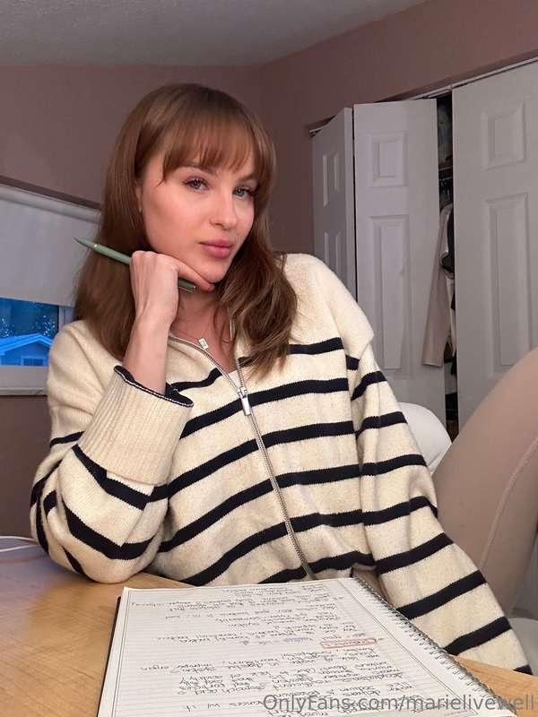 Will you be my study buddy?? 💋💕