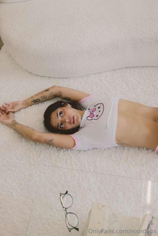it's not hello kitty, it's hello titty 😜🍒