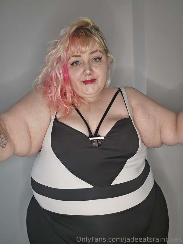 This was another contender dress for my try on video, what d..