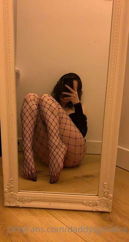 Suck my toes baby ❤️