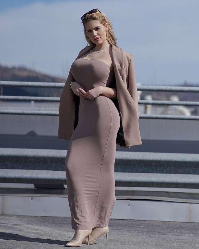 alissblondfree image #0