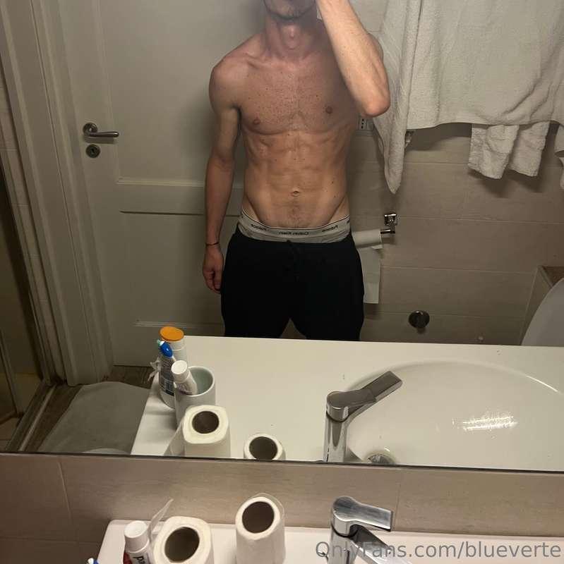3 milkshots 🥛🥛🥛and pics 
