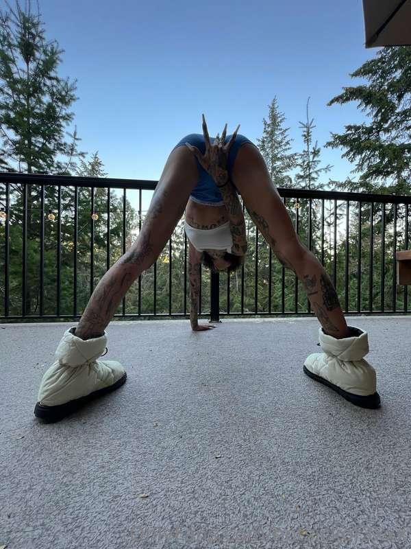 ass upppp 😈