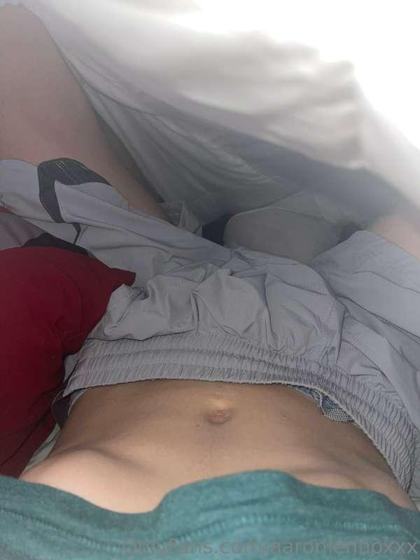 Send me a DM and a sexy pic, maybe I’ll let you join me unde..