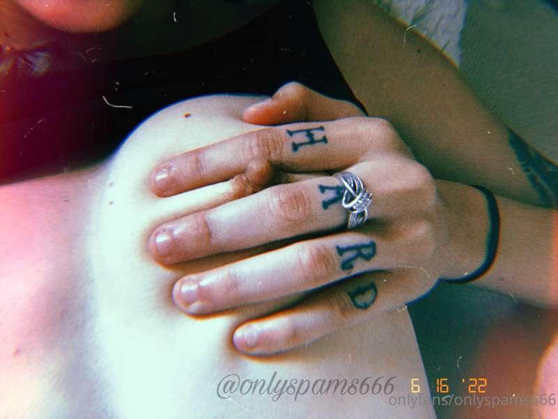 perky n ready to be sucked 😻