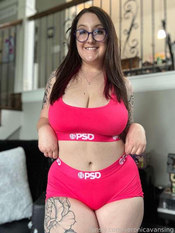 #milf #curvy #bbw #thic #thicc #bigass #bigtits #neighbor #mommy #mommymilkers #girlnextdoor #tattoo #tattoos #alt #fyp
