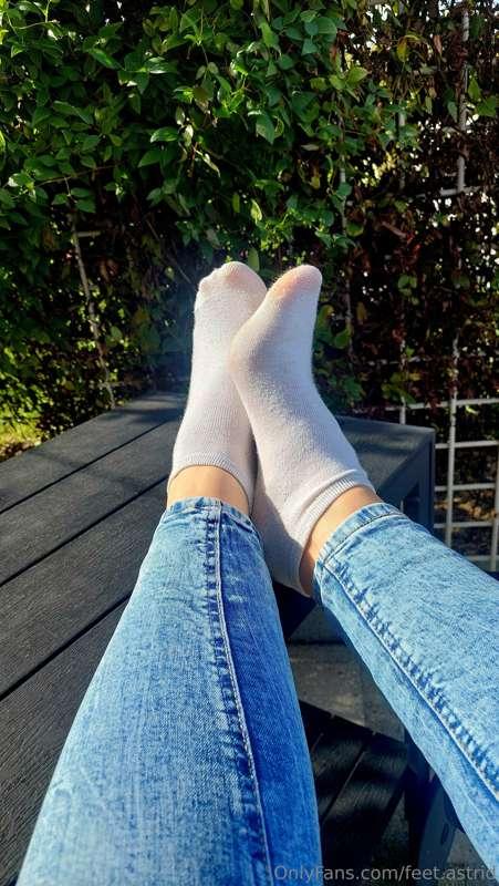 White socks 🤩🤩
Do you like them?