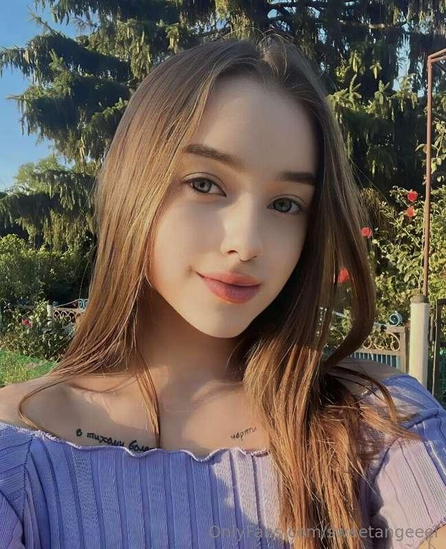 💙 𝗙𝗥𝗘𝗘 𝗢𝗡𝗟𝗬 𝗡𝗢𝗪 💙A naughty girl @florentinarivera wants to p..