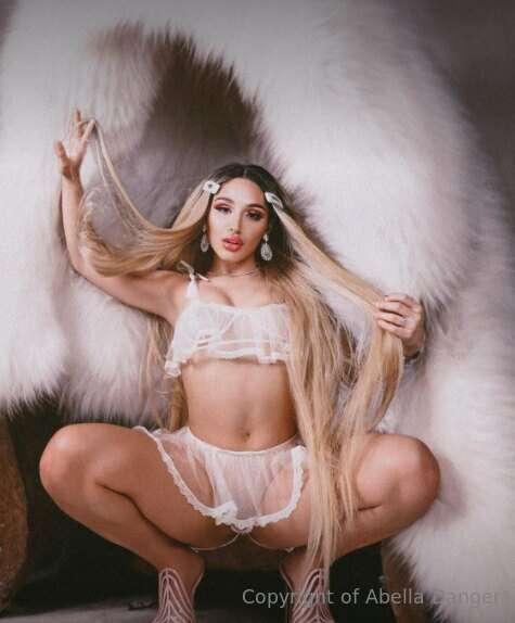 What can I say…I'm a handful 😈