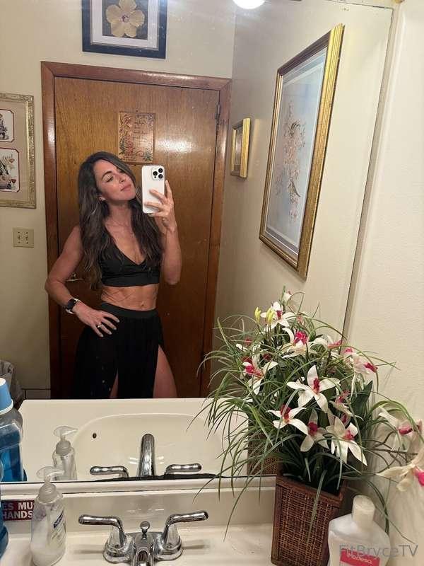 I only post my spicy content on my main page @fitbryceflix 