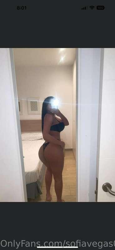 🇬🇧Mommy, you do have a bastard ass.🍑🔥
🇪🇸 Mami Tú sí que tien..