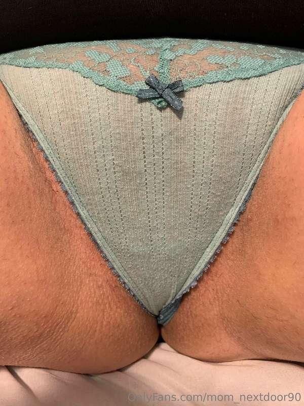 mom_nextdoor90 image #0