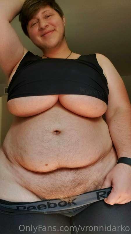 thecurvyprince image #1