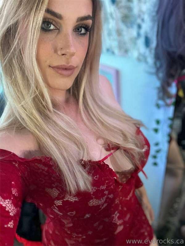 Happy Valentines Day =) did u eat anything as sweet as me?