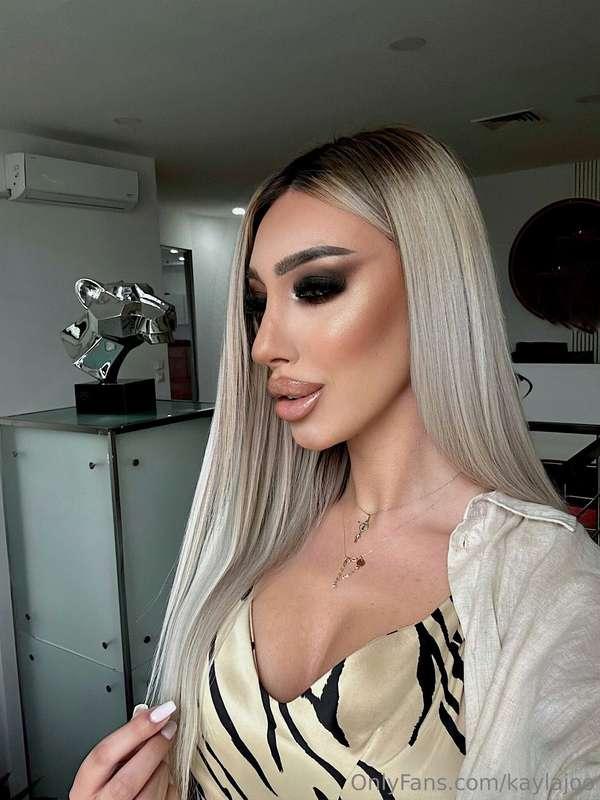 Dramatic makeup day today 🤭😍Is it perfect or to much? 💋