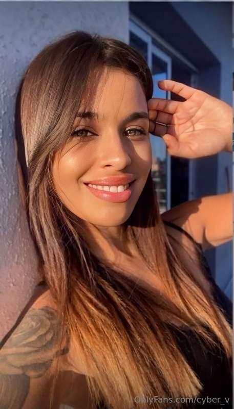 @lovefrombibi 𝐇𝐎𝐑𝐍𝐘 𝐑𝐈𝐆𝐇𝐓 𝐍𝐎𝐖 and wanna be your personal cum..