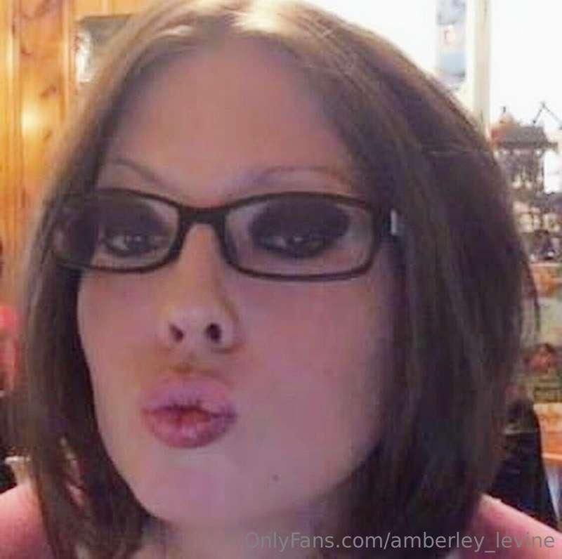 **Good night** _kisses_ 😘 
::: ***SMUACK***::: 💋💋💋