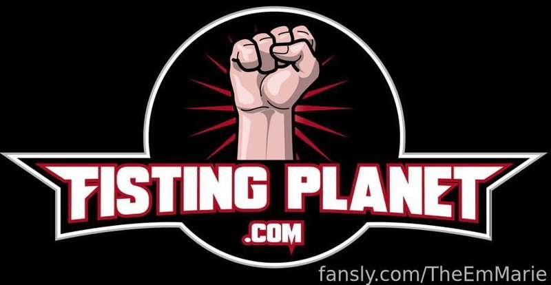 Hey Guys! 👋 

An interview with yours truly has just been featured on Fisting Planet.com 👊🕳🥰🌹

If you want to get to know me a little better, check it out! 😊

Here’s the 🔗

https://www.fistingplanet.com/blog/theemmarie-interview/

#fyp