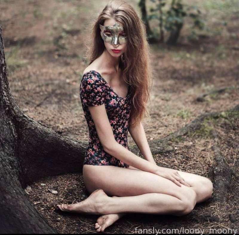 loony_moony image #1