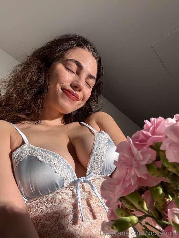 xoxocurly main image