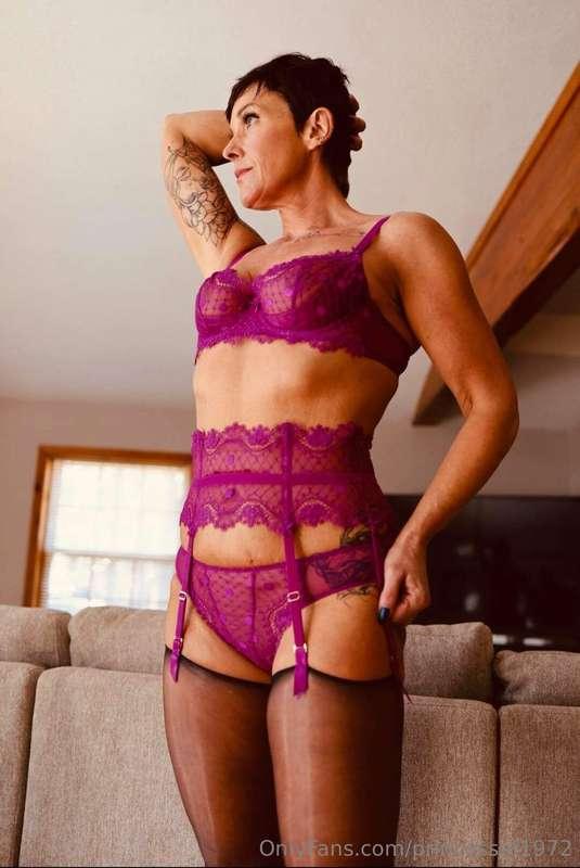 Instagram.com/princessaf1972v.8X.com/princessaf1972 