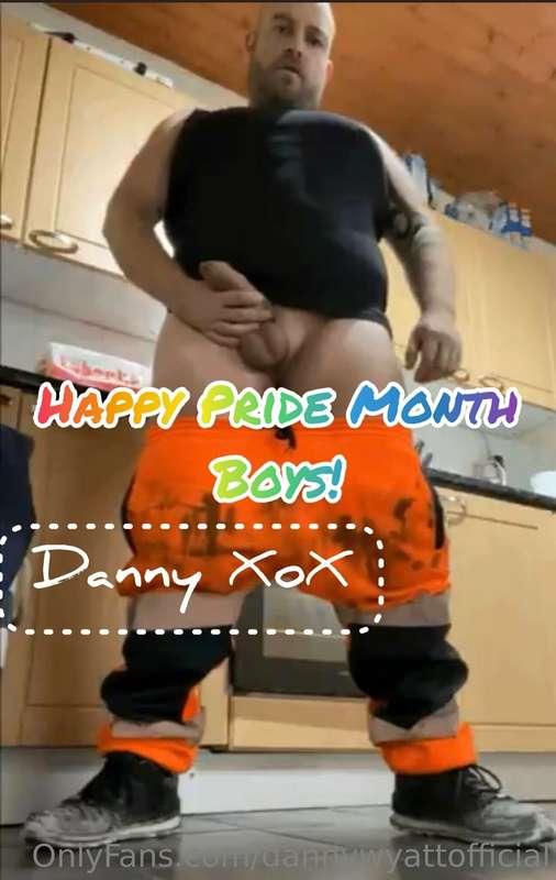 dannywyattofficial image #14