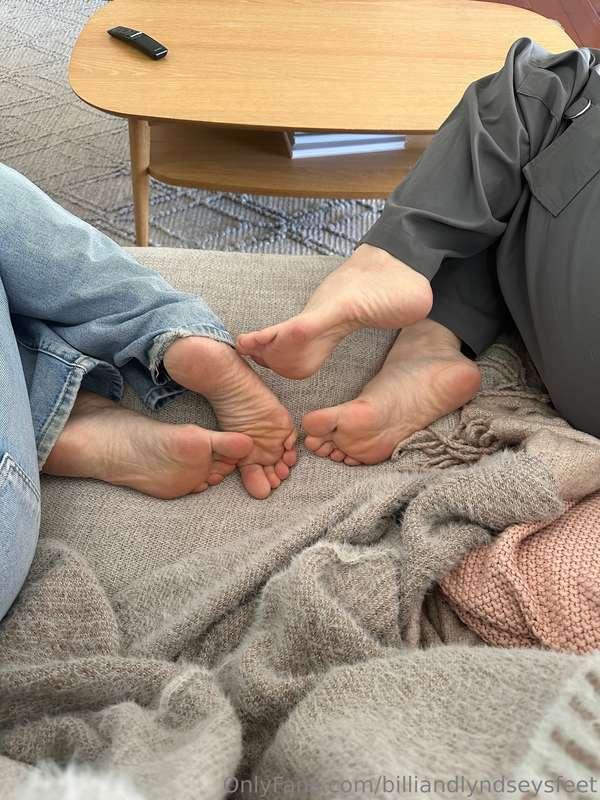 Pre recording footsies 🦶🏻 🦶🏻