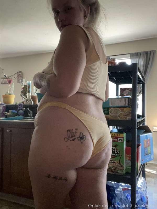 slutshameless18 image #0